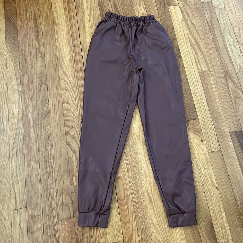 High waisted Brown Faux Leather Jogger Pants Size Small